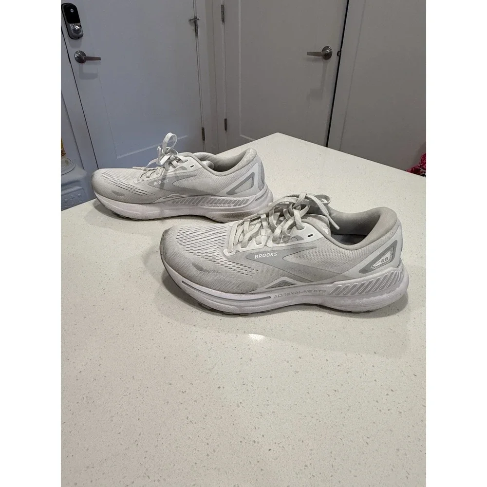 Brooks Mens Adrenaline GTS 23 Running Athletic Tennis Shoes White 10.5